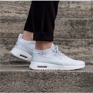 Women’s Nike Air Max Thea Ultra Flyknit light blue size 7.5